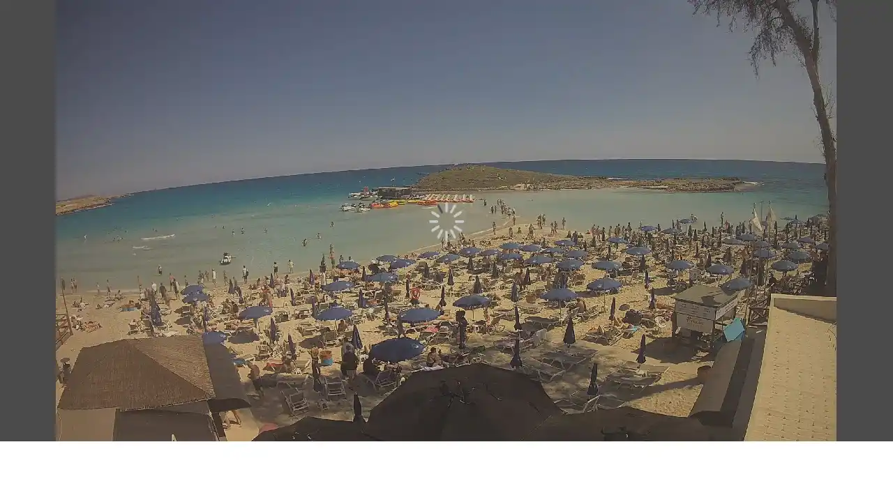 Webcam snapshot from :city — May 6, 2026 12:00