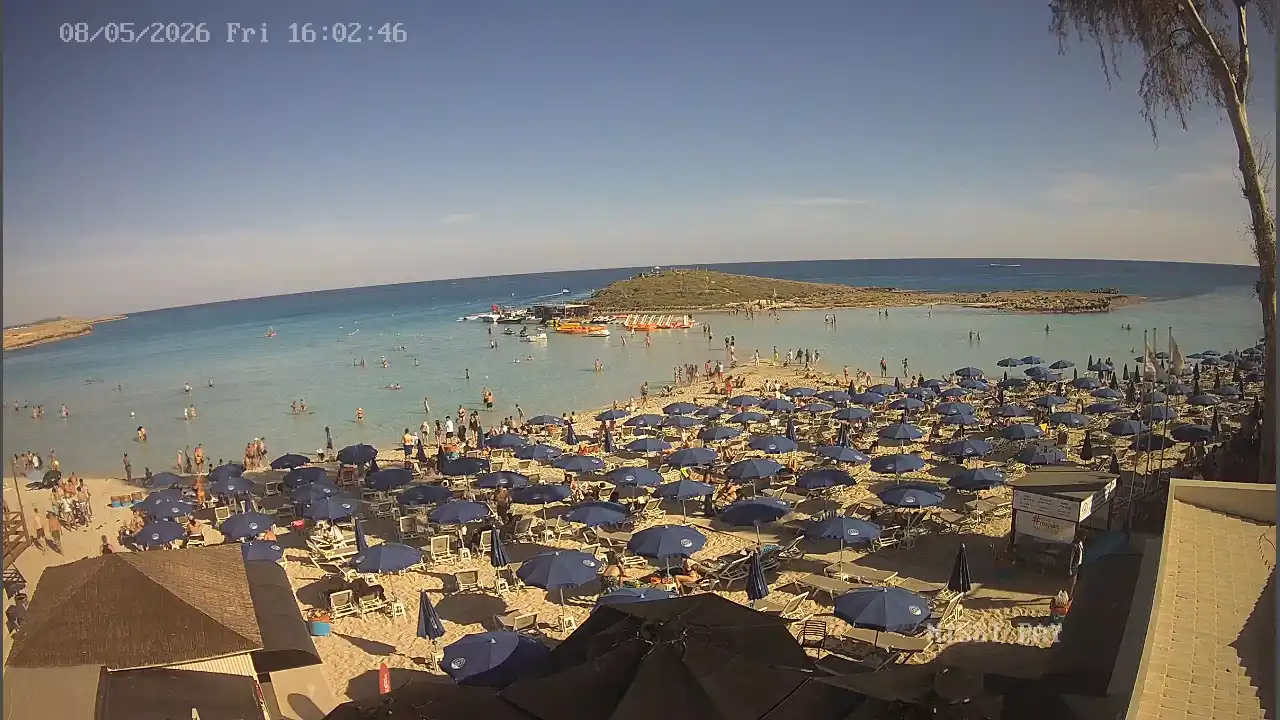 Webcam snapshot from :city — May 8, 2026 14:00