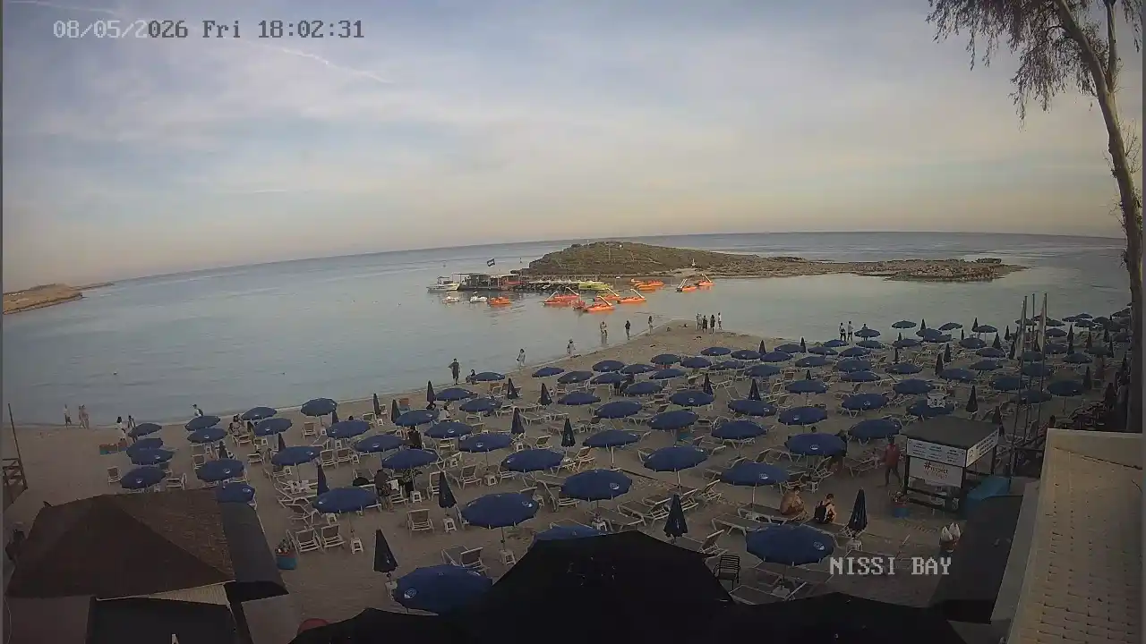 Webcam snapshot from :city — May 8, 2026 16:00