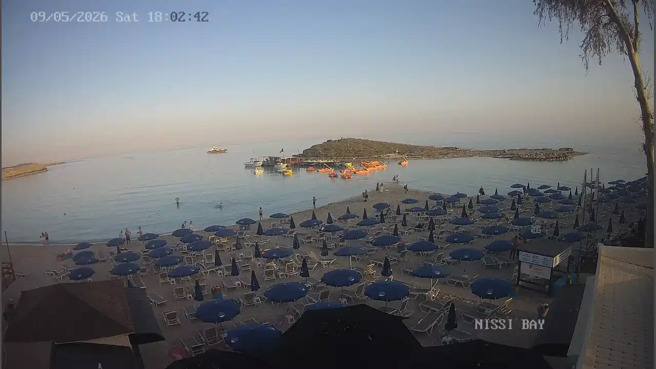 Webcam snapshot from :city — May 9, 2026 16:00