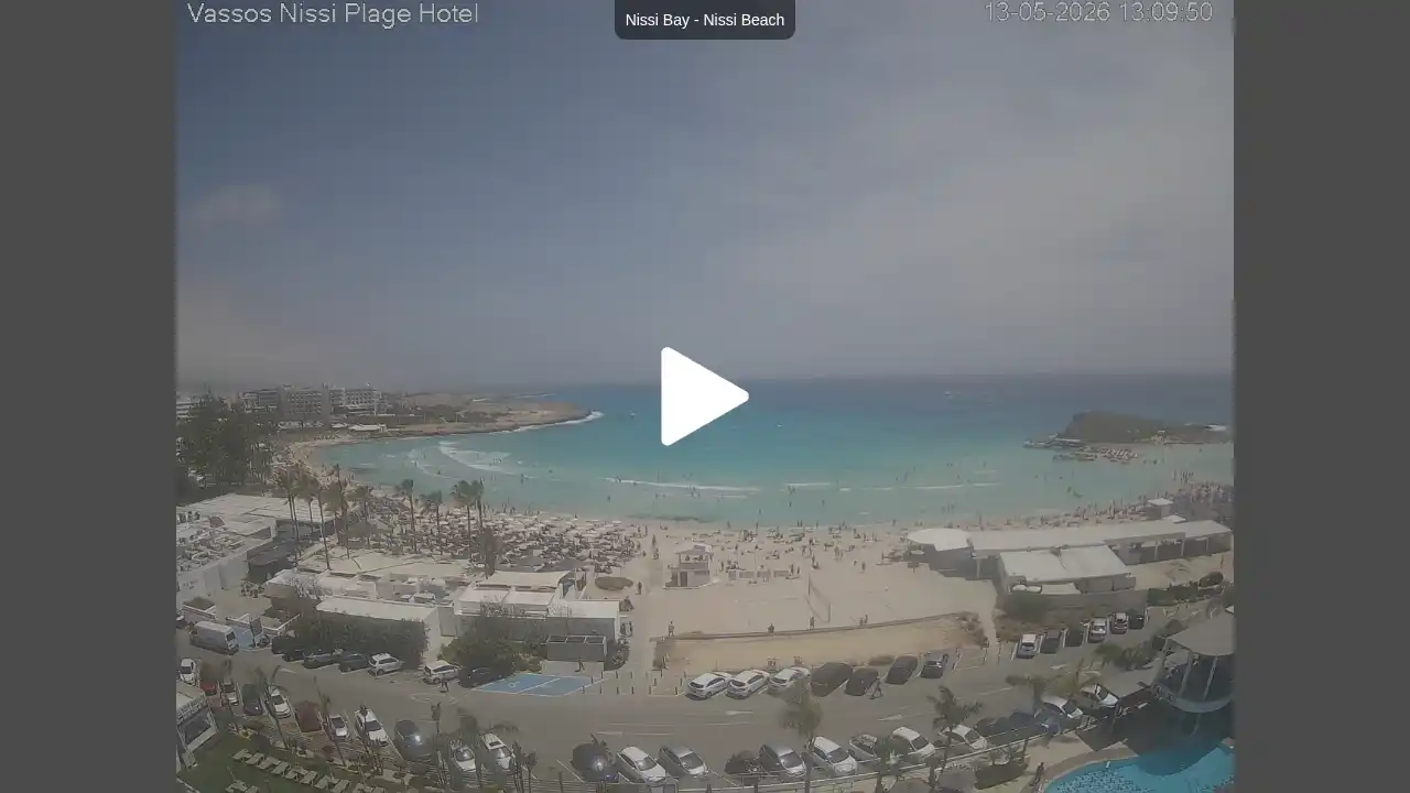 Webcam snapshot from :city — May 13, 2026 11:00