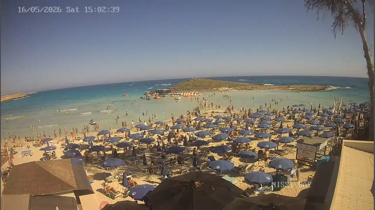 Webcam snapshot from :city — May 16, 2026 13:00