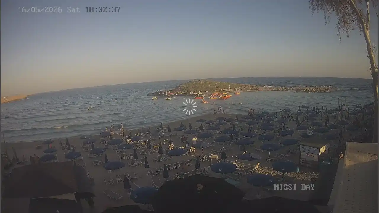 Webcam snapshot from :city — May 16, 2026 16:00