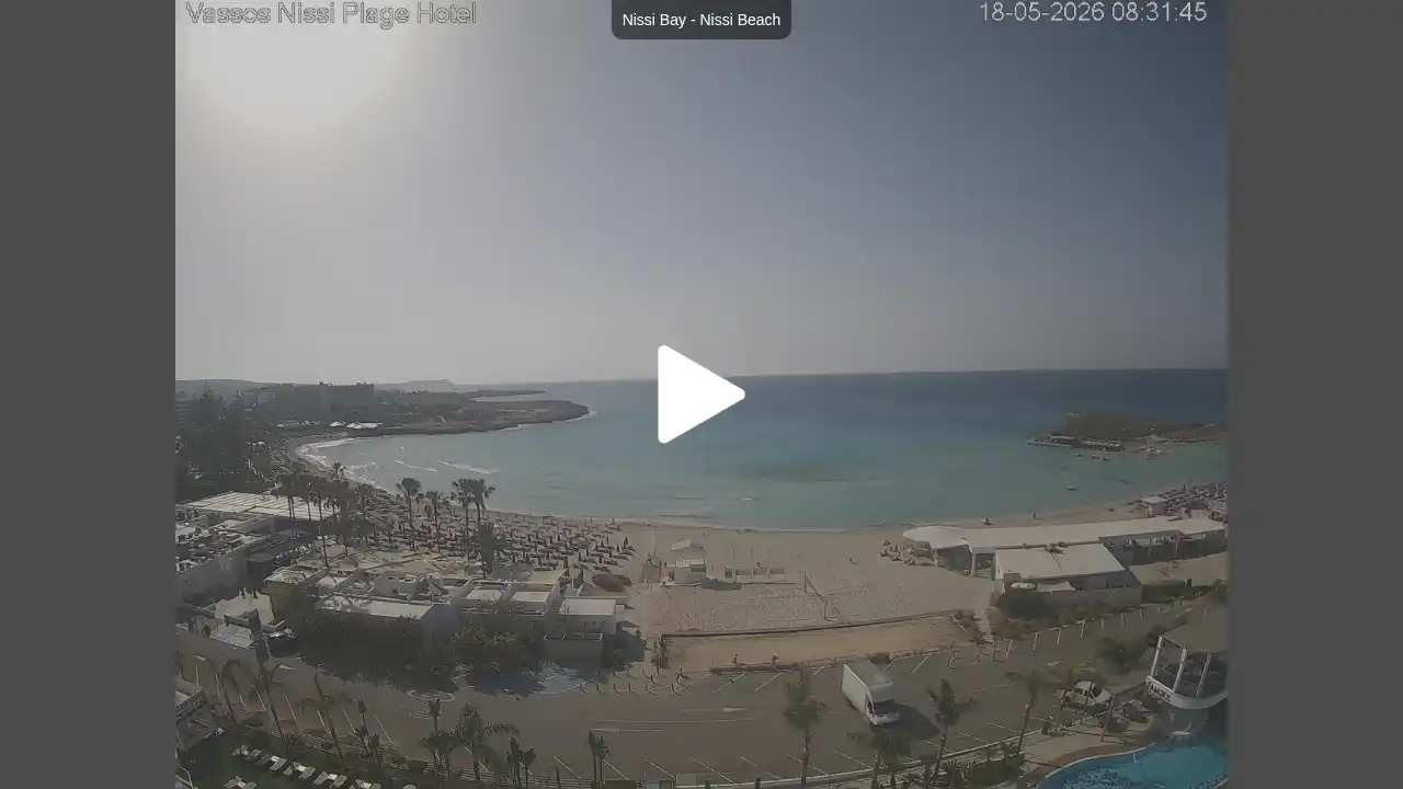 Webcam snapshot from :city — May 18, 2026 06:00