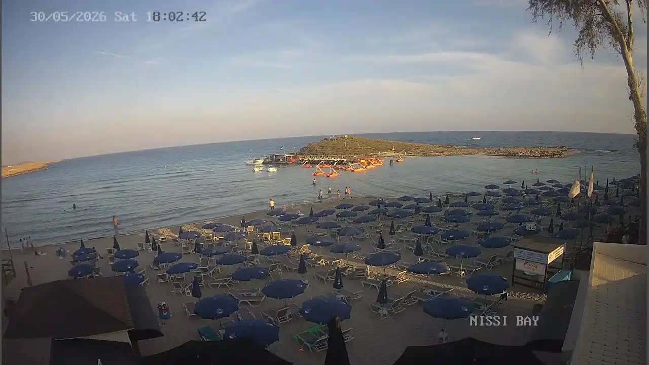 Webcam snapshot from :city — May 30, 2026 16:00