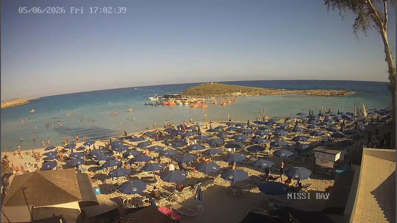 Webcam snapshot from :city — June 5, 2026 15:00