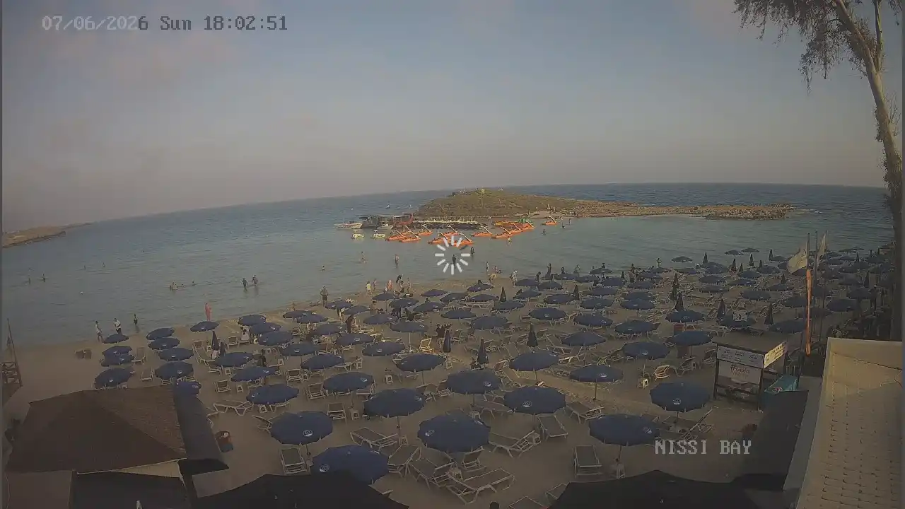 Webcam snapshot from :city — June 7, 2026 16:00