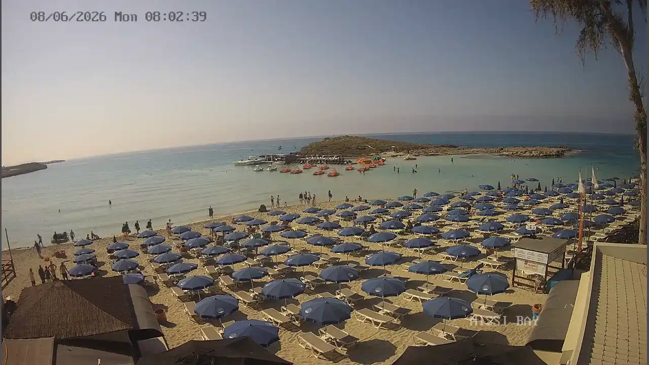 Webcam snapshot from :city — June 8, 2026 06:00