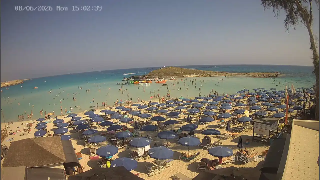 Webcam snapshot from :city — June 8, 2026 13:00