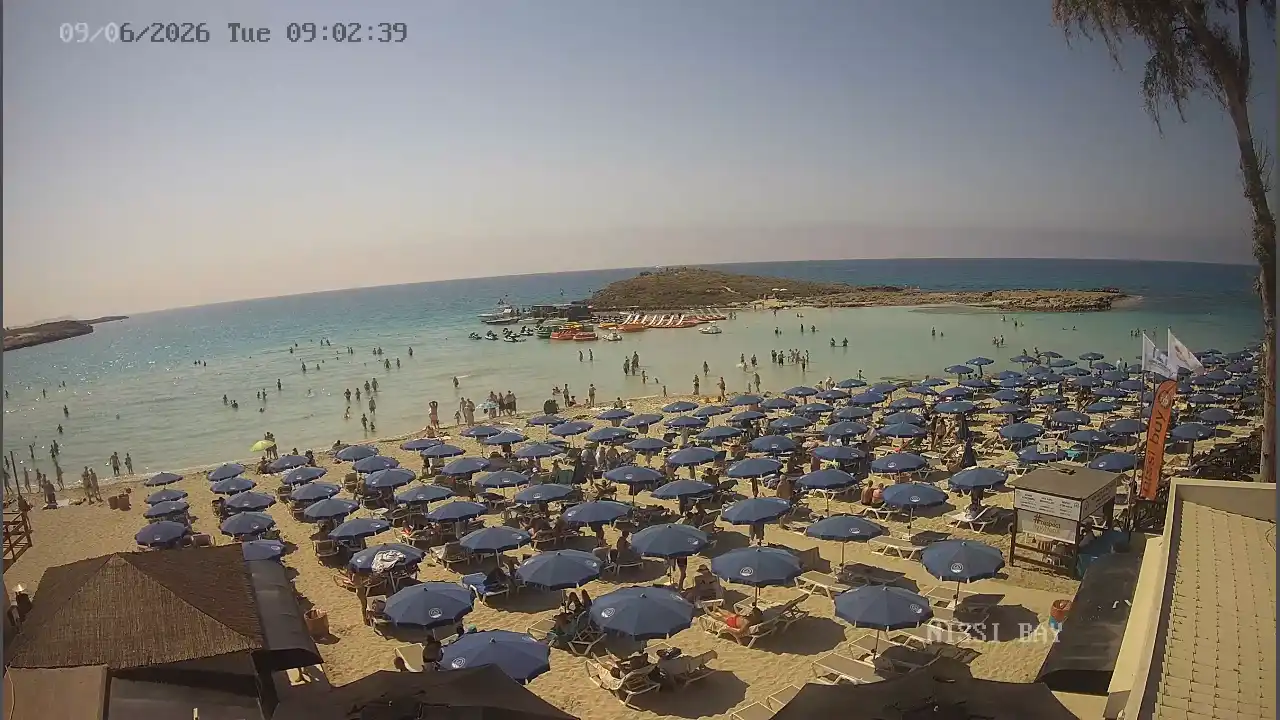 Webcam snapshot from :city — June 9, 2026 07:00