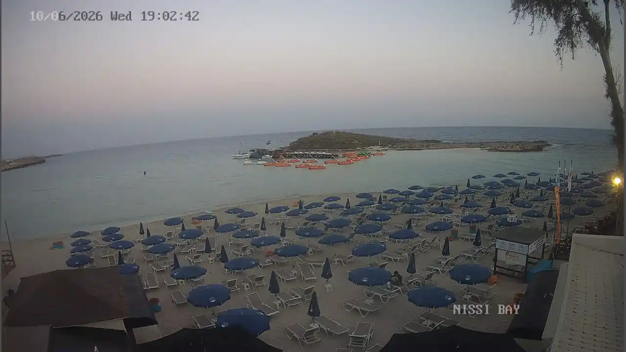 Webcam snapshot from :city — June 10, 2026 17:00