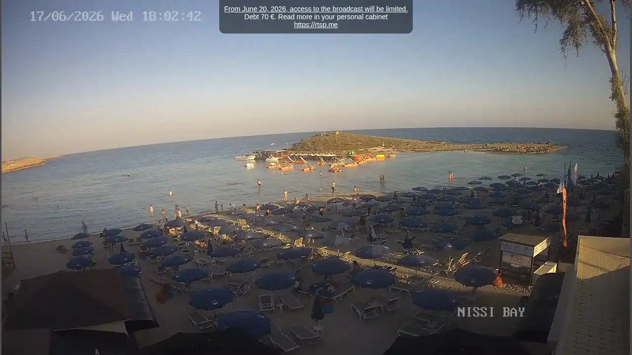 Webcam snapshot from :city — June 17, 2026 16:00