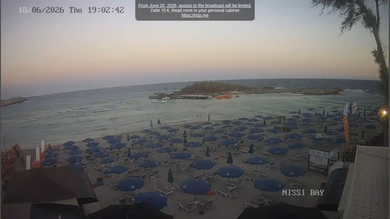 Webcam snapshot from :city — June 18, 2026 17:00