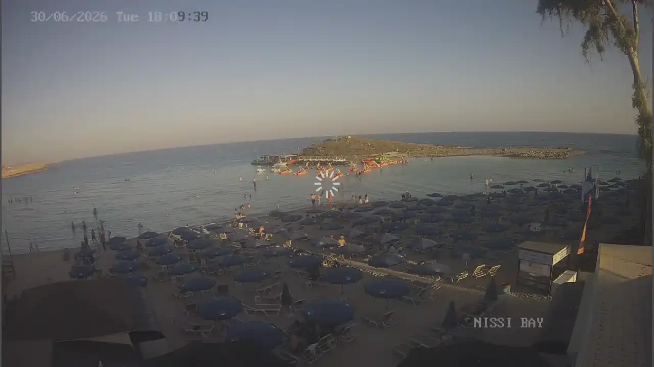 Webcam snapshot from :city — June 30, 2026 17:00