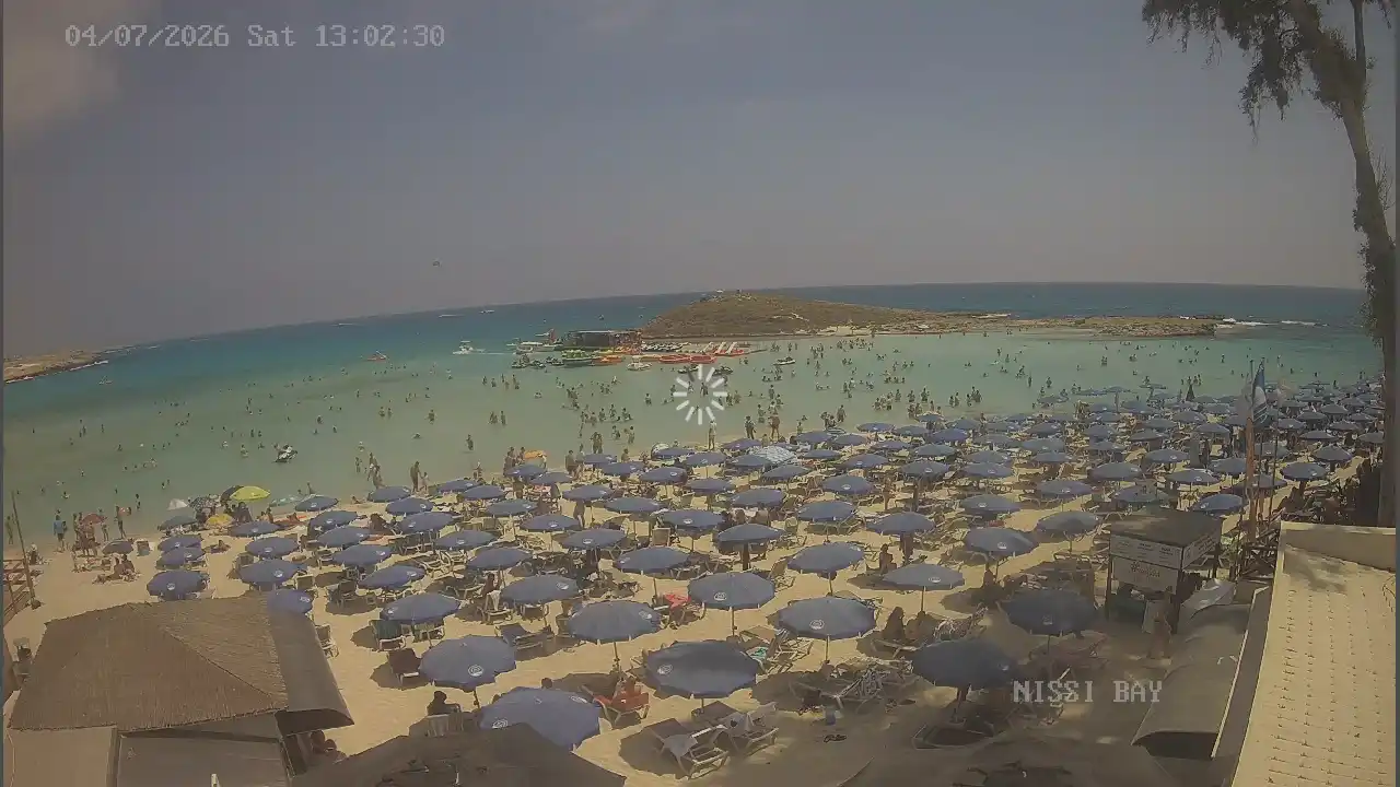 Webcam snapshot from :city — July 4, 2026 11:00