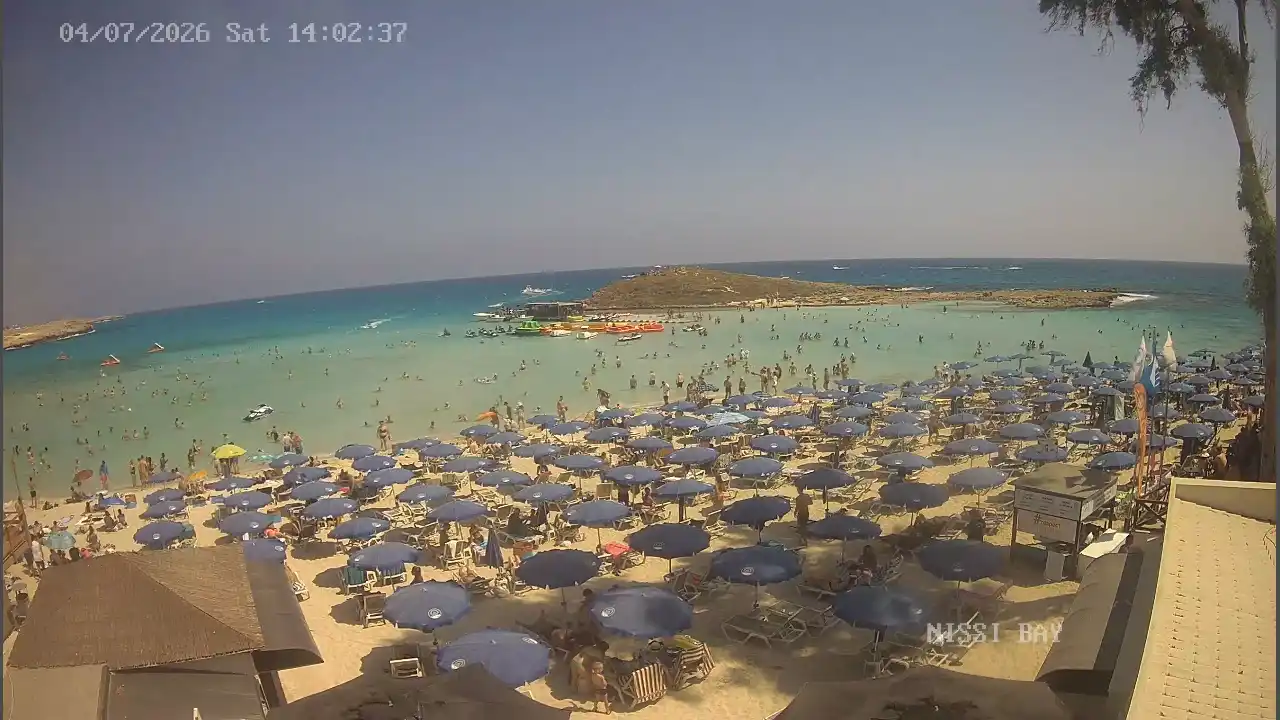 Webcam snapshot from :city — July 4, 2026 12:00
