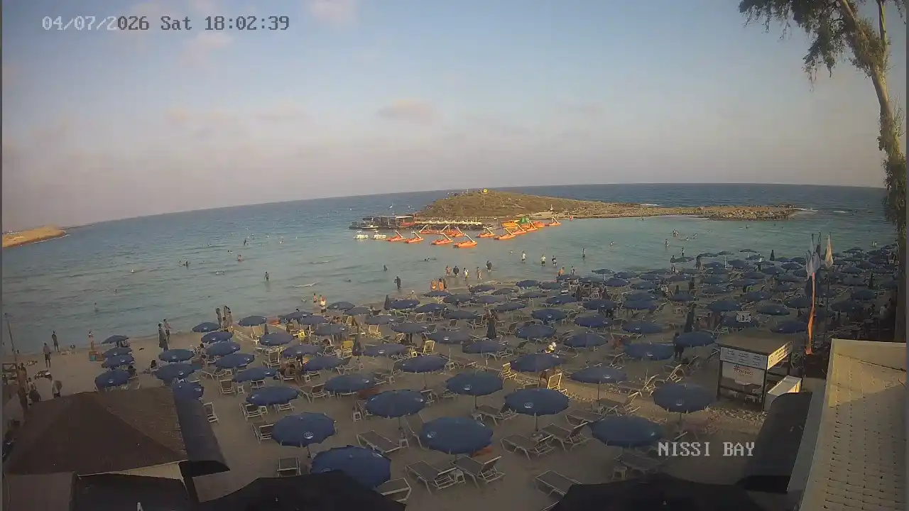 Webcam snapshot from :city — July 4, 2026 16:00