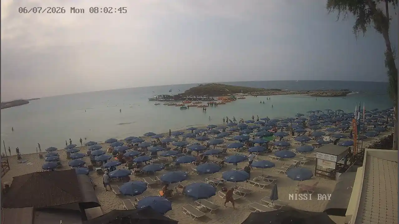 Webcam snapshot from :city — July 6, 2026 06:00