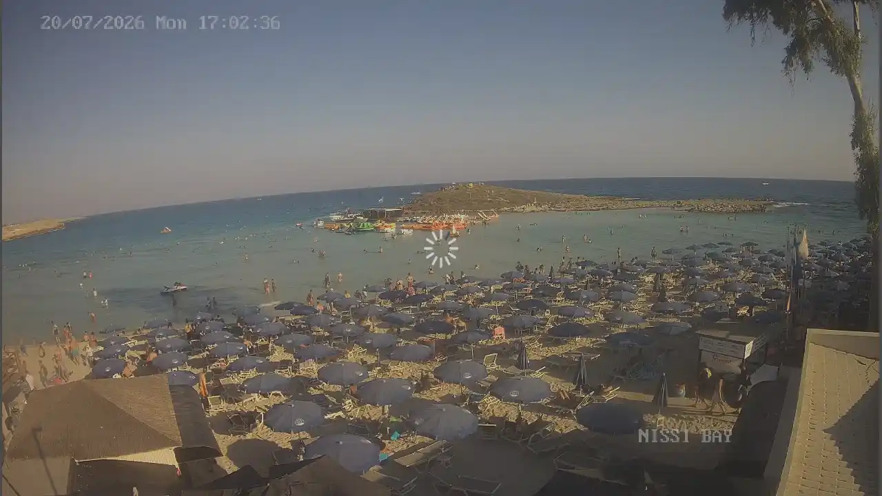 Webcam snapshot from :city — July 20, 2026 15:00