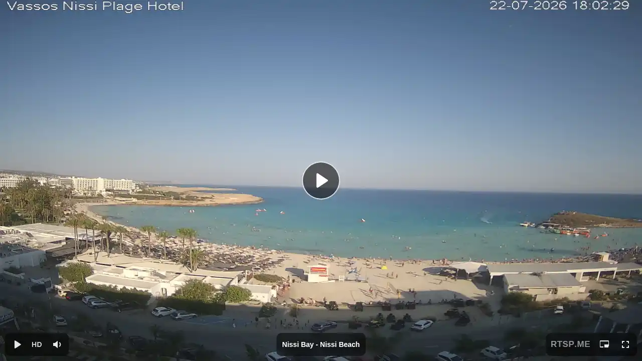 Webcam snapshot from :city — July 22, 2026 15:00