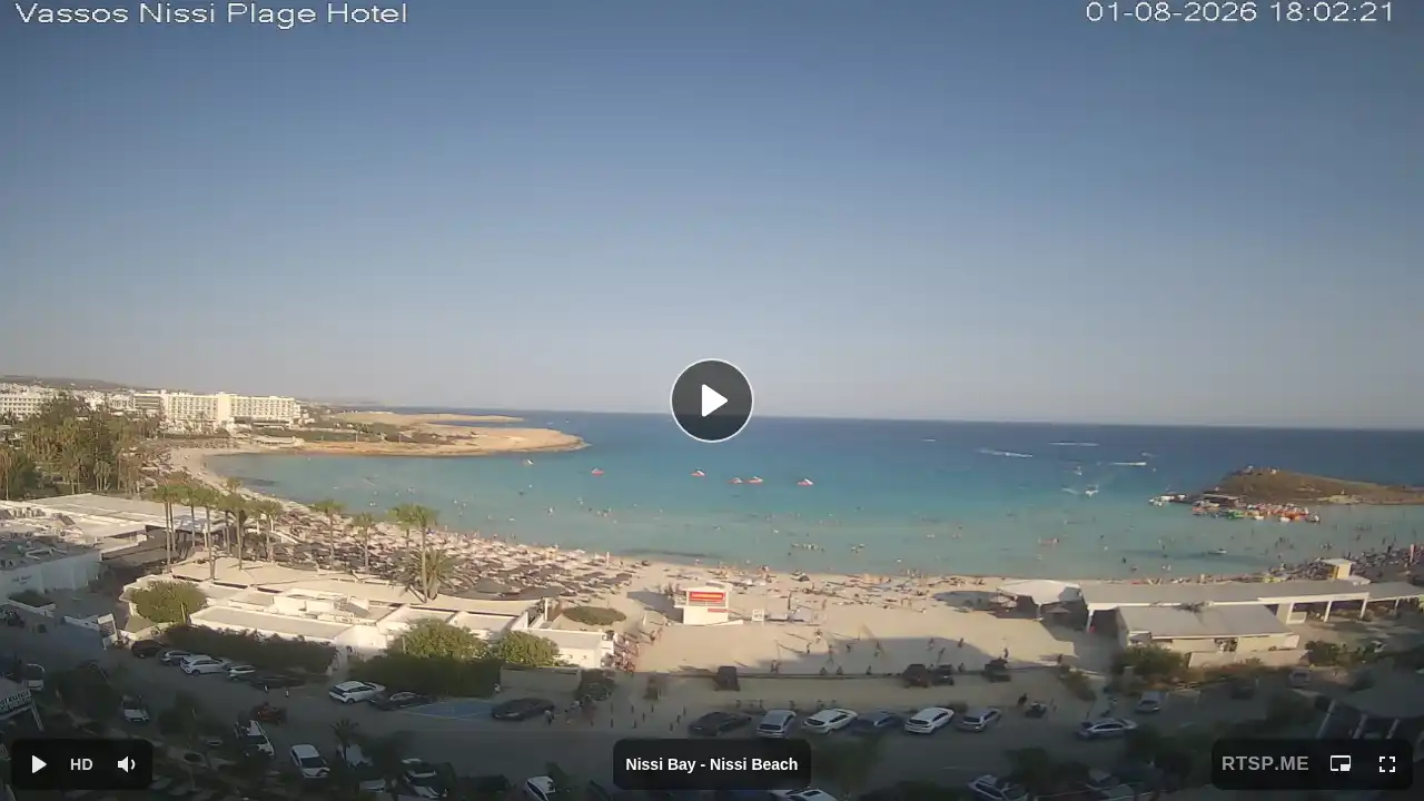 Webcam snapshot from :city — August 1, 2026 15:00