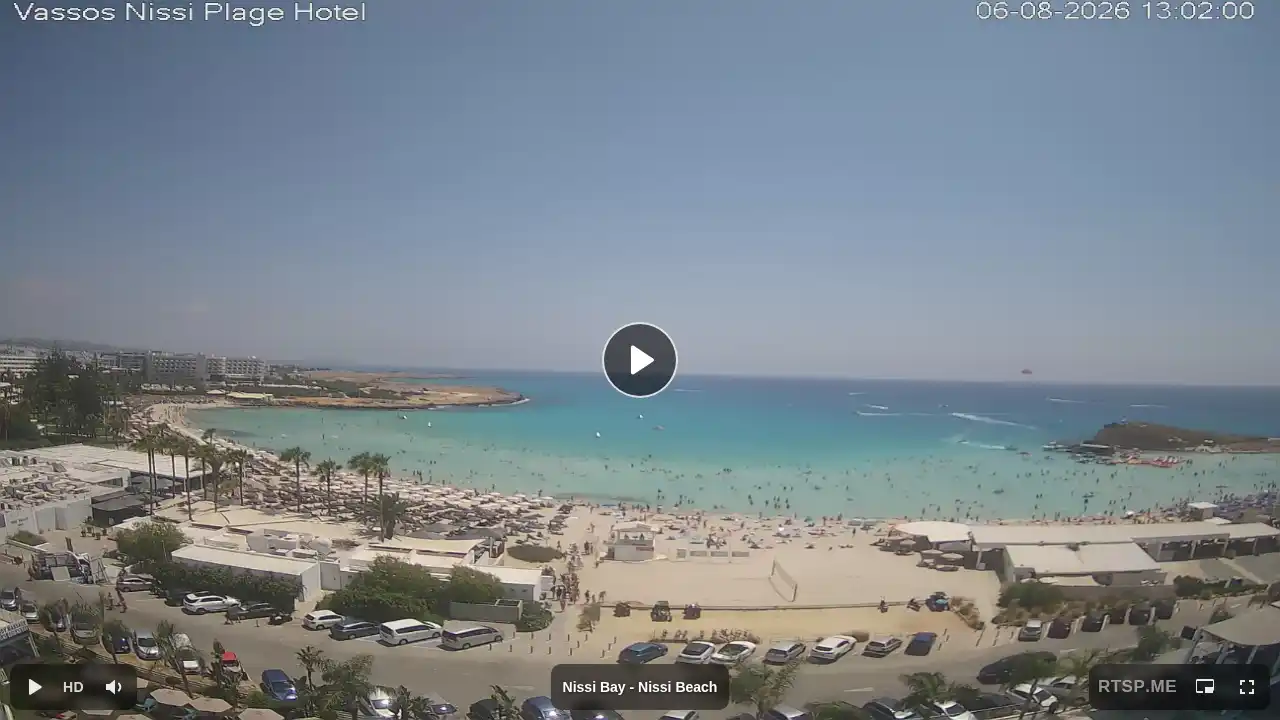 Webcam snapshot from :city — August 6, 2026 10:00