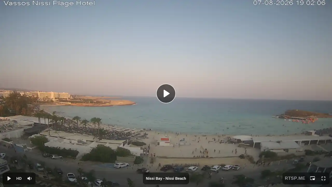 Webcam snapshot from :city — August 7, 2026 16:00