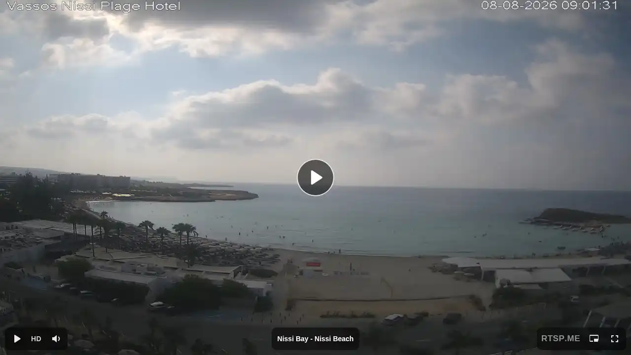 Webcam snapshot from :city — August 8, 2026 06:00