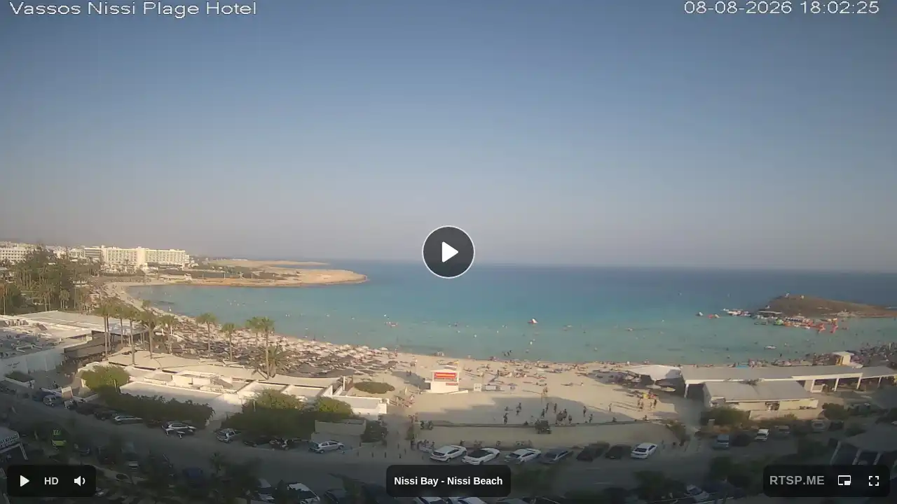 Webcam snapshot from :city — August 8, 2026 15:00