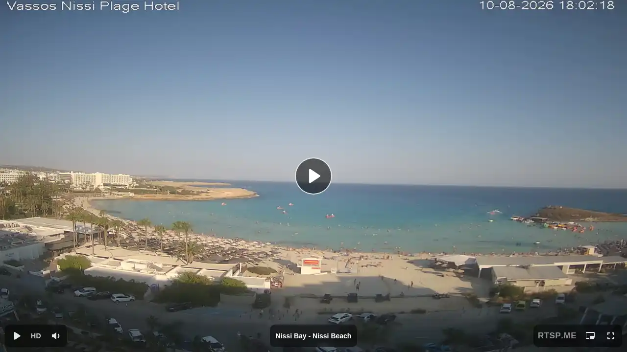 Webcam snapshot from :city — August 10, 2026 15:00
