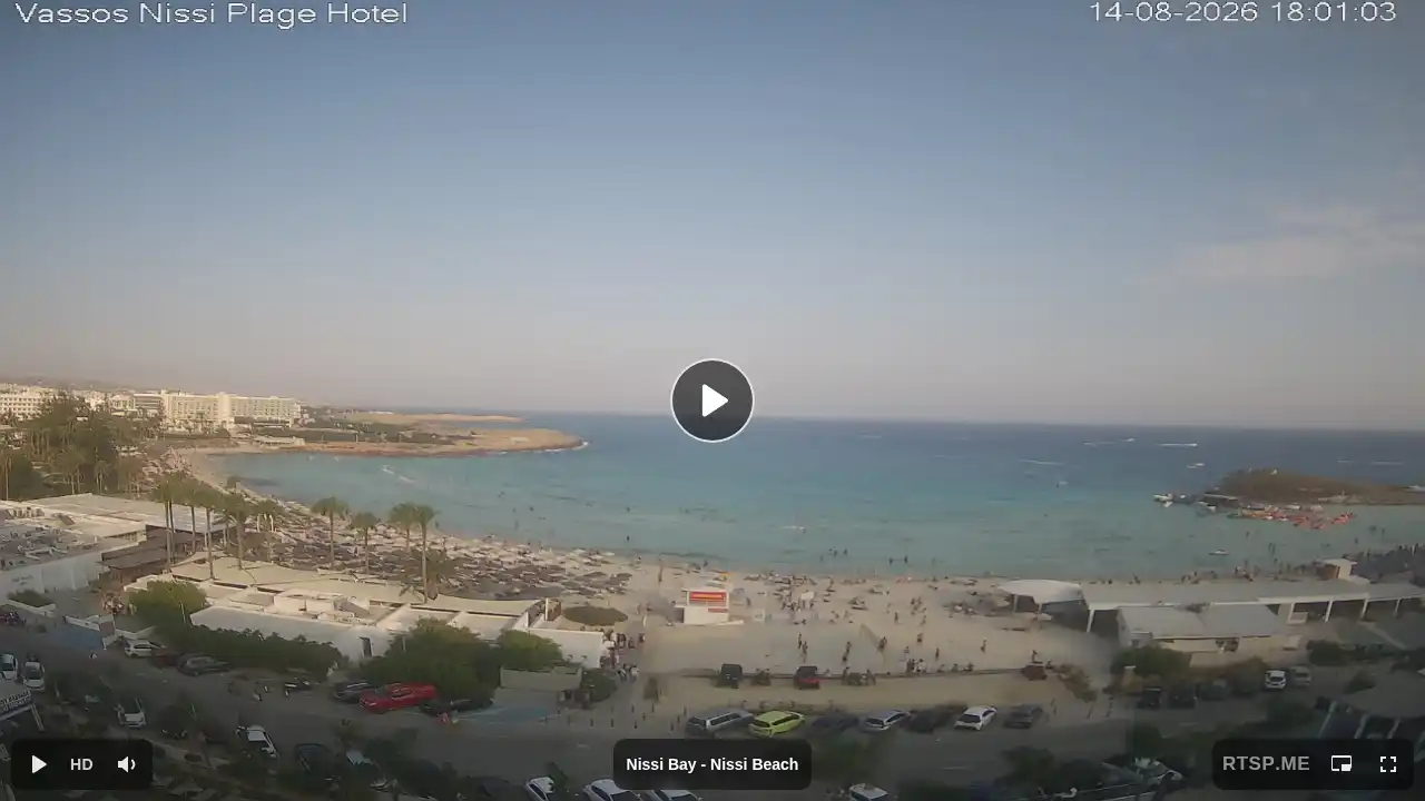 Webcam snapshot from :city — August 14, 2026 15:00