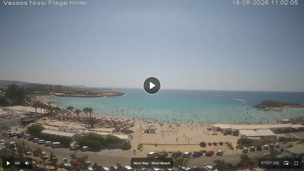 Webcam snapshot from :city — August 18, 2026 08:00