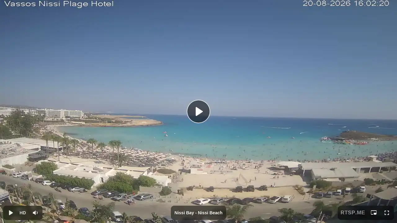 Webcam snapshot from :city — August 20, 2026 13:00