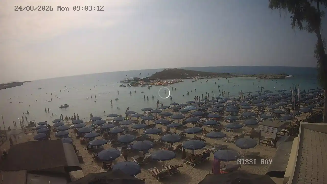 Webcam snapshot from :city — August 24, 2026 07:00