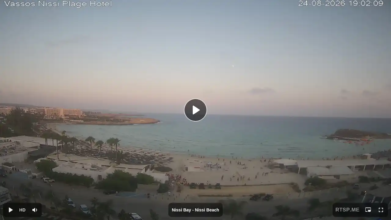 Webcam snapshot from :city — August 24, 2026 16:00