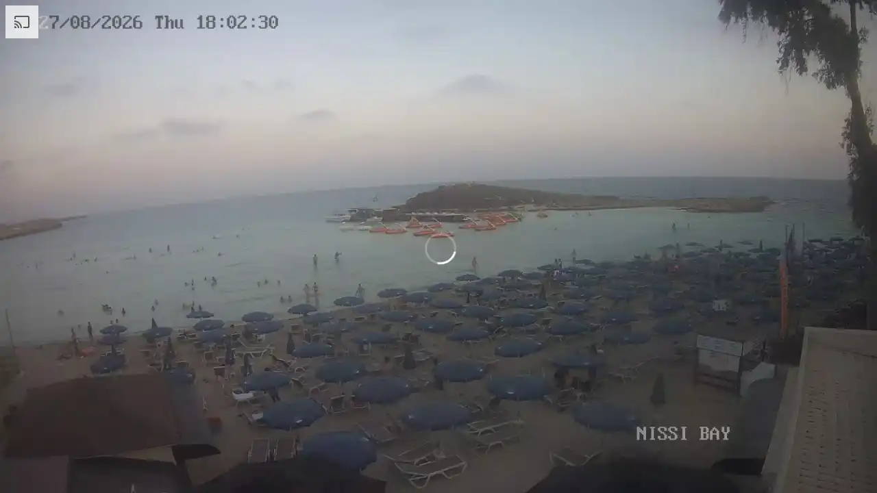 Webcam snapshot from :city — August 27, 2026 16:00