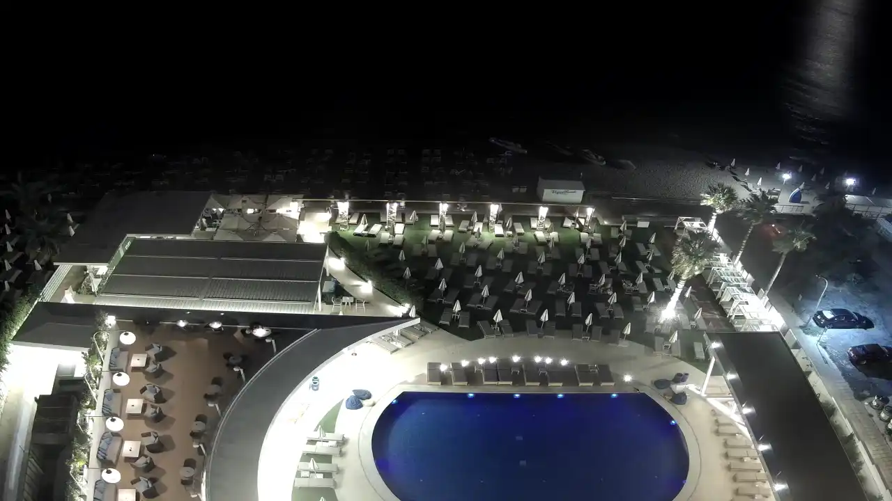 Webcam snapshot from :city — August 30, 2026 18:00
